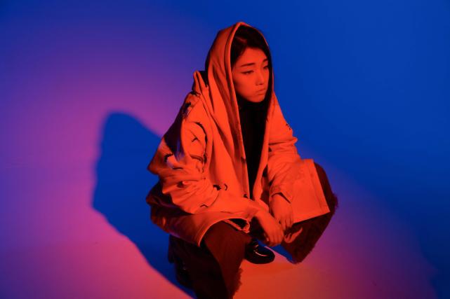 Yamy《Ay》MV首发 大胆演绎嘻哈范