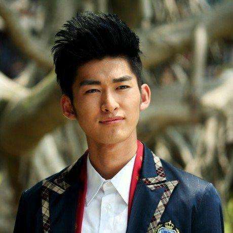 《人民日报》评论称流量明星若无演技终成流