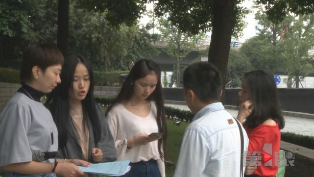 女子国庆报团去北京旅行 结果旅行社行程说变
