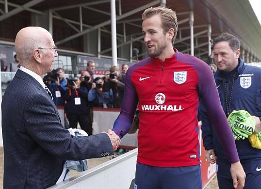 Ӣý��ͦ������Ӣ���������䣺������һ�������