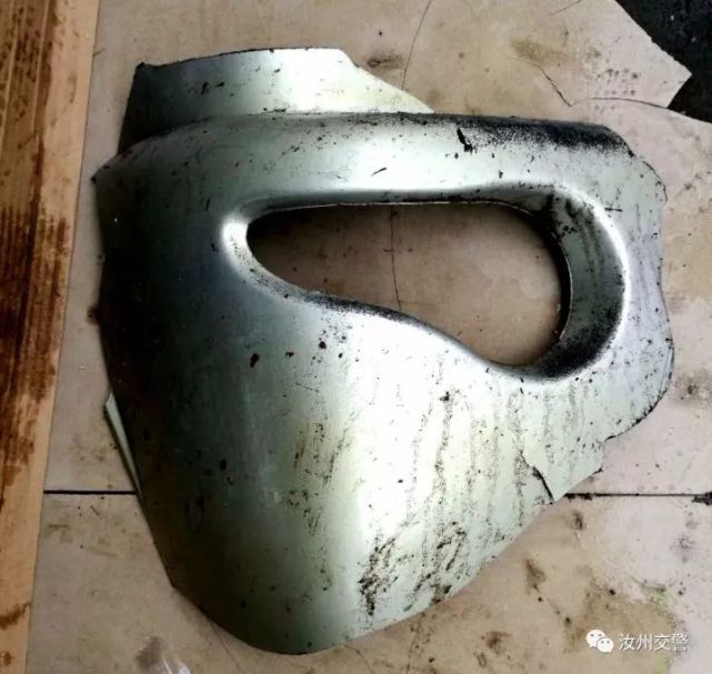 汝州一司机深夜肇事后逃逸 现场遗落碎片成唯