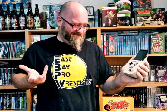 用手机玩任天堂GameBoy掌机游戏:痛并快乐着