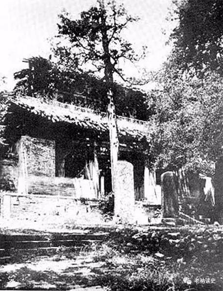 少林寺白衣殿内白衣观音像