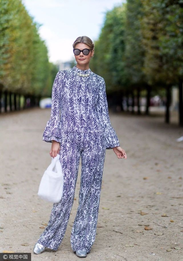 娜扎肯豆贝拉新宠的毛绒绒手袋,今年发誓必入