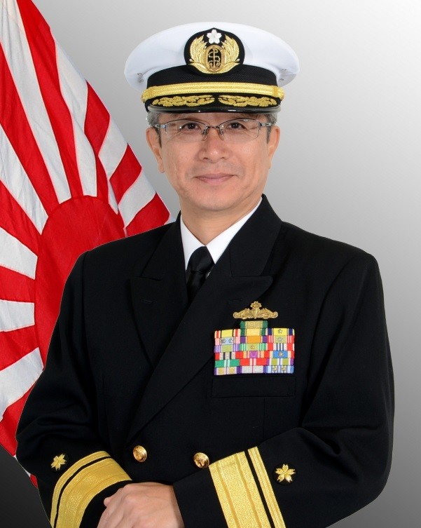 日本海上自卫队两舰访俄,舰队司令为真锅浩司