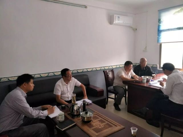 娄底娄星区公路局入村开展有事请找我便民服