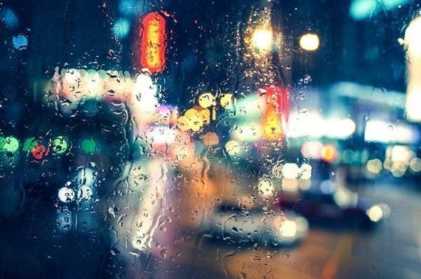 改之殷勤致稼轩.斗酒彘肩虽快事,不舍西子好湖山.下雨天,喝酒天.