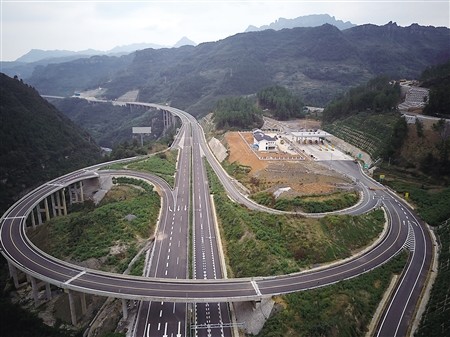 重庆三条高速路即将通车