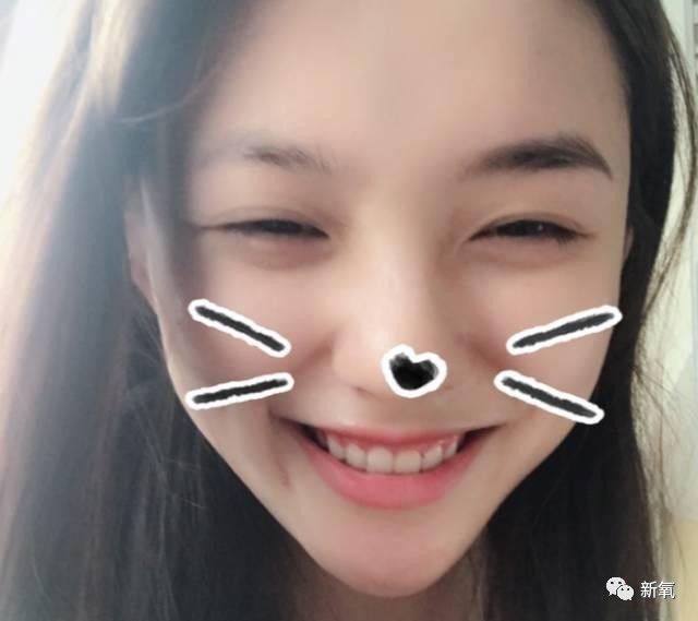 总被黑的林允竟然去当美妆博主了,分享的美妆