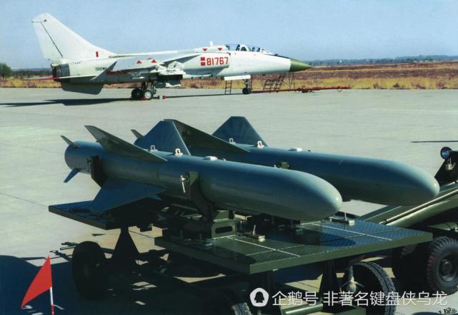 老飞豹和鹰击81空舰导弹