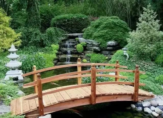 景观小桥,给你的花园增添层次感