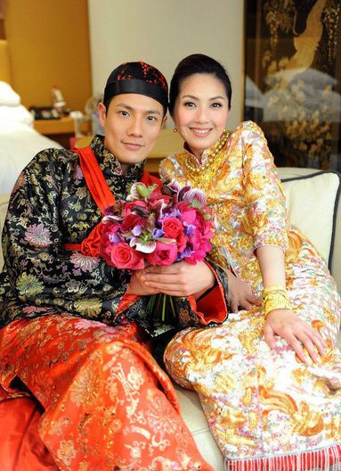 包贝尔夫妻搞怪中式结婚照baby、刘诗诗、张