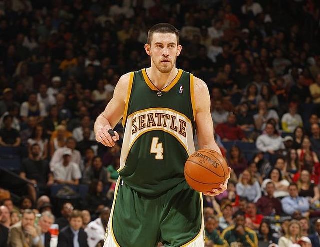 历史上的今天:启程!四大名人堂巨星迎首秀