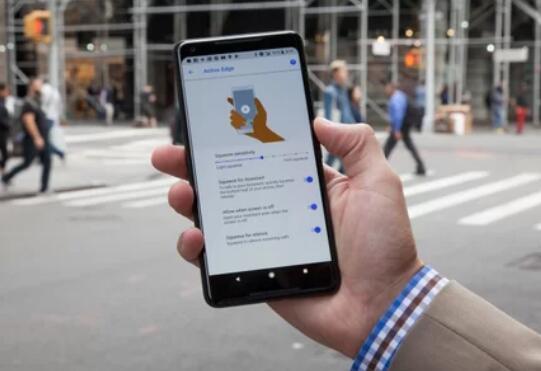 外媒给最好的大屏手机排了个名:有旗舰也有千