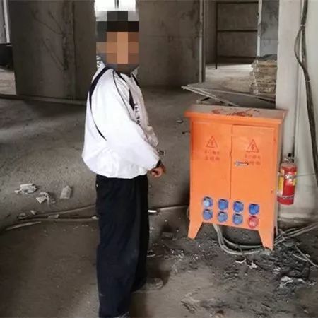 邵阳县一男子多次盗窃 销赃后第一件事就是去