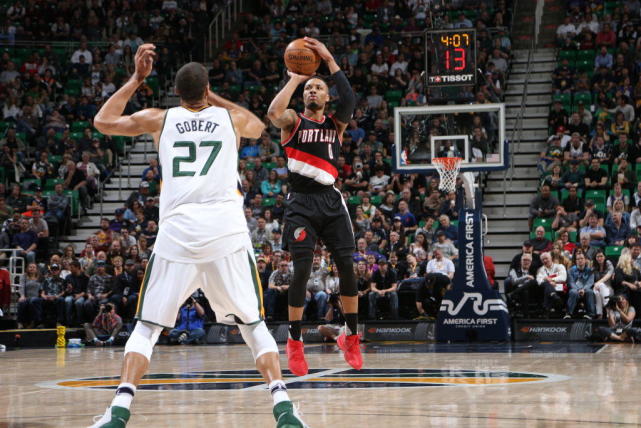 2日视频直播12场万圣大战 骑士火箭皆盼反弹