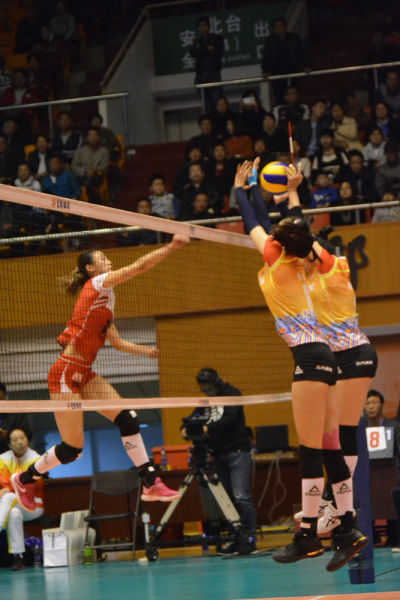 女排联赛北京3-0河北 刘晓彤:调换阵容出状态