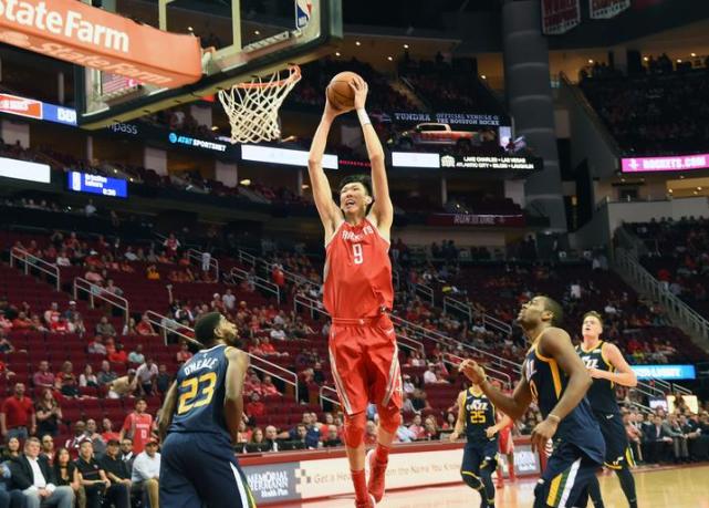 专访NBA中国首席运营官:给周琦多点耐心