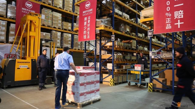 科技神评论：小米正在用oppo，vivo的方式打败他们么？