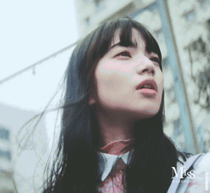 跟小松菜奈学好品味 游走于女孩与女人之间的多重魅力