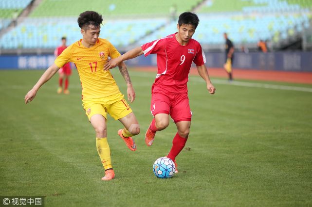 U22国足2-1朝鲜 冯伯元破门刘洋任意球世界波