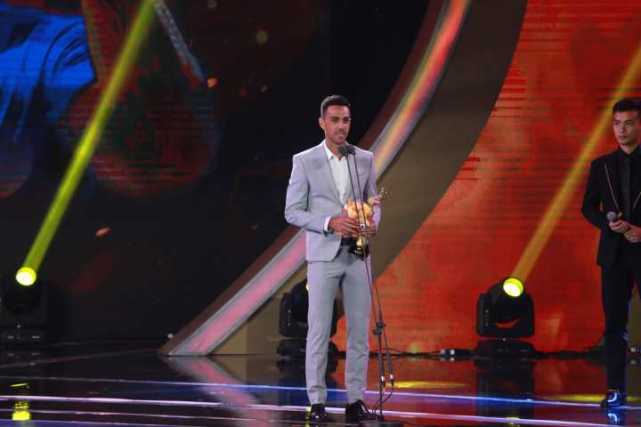 扎哈维荣膺金靴感谢富力 回应转会:还不知道