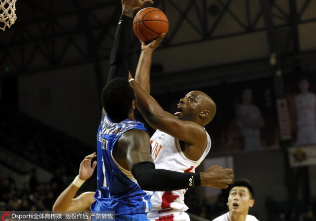 CBA-吉林18分胜送青岛6连败 兰德里35分韦弗46分