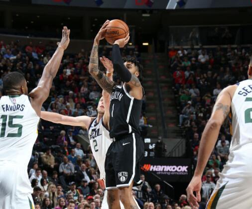 拉塞尔26+6费沃斯两双 篮网不敌爵士无缘连胜