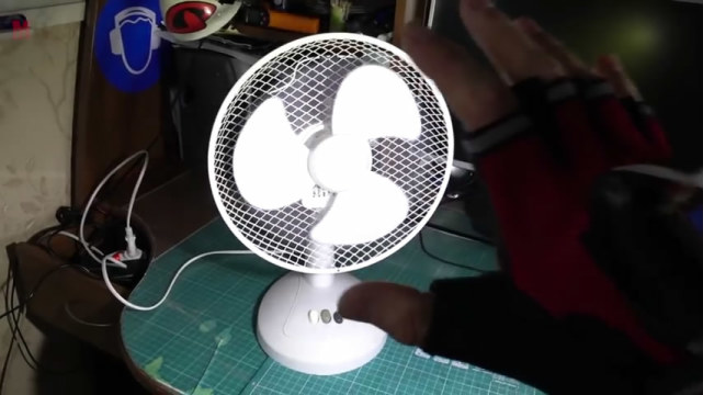 DIY时光手套 让你化身超级英雄时间静止