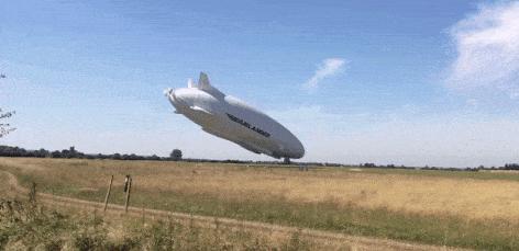 “飞天屁股”摔烂了 世界最大飞行器发生坠机事故