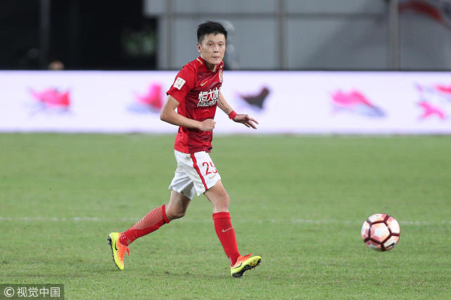 恒大洗牌!3外援递转会申请 邹正赴权健差官宣