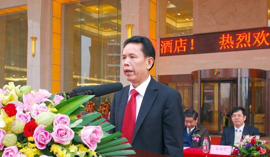 广东裕达集团董事长,是一位典型的白手起家的吴川商人.