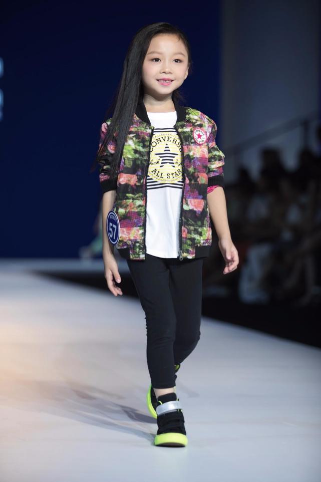 焦作仨萝莉杀出重围 下月参加亚洲时尚模特大赛总决赛