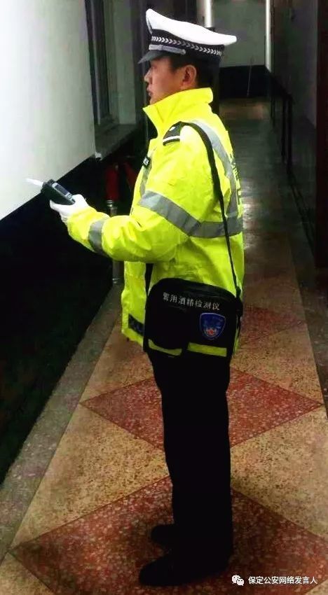 雄安新区三县公安机关配备查酒驾 神器 _大燕