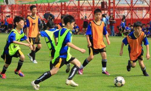 中国足球未来在哪里?蔡勇上任先调研广州足协