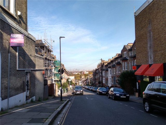 黑莓Motion外媒评测汇总 外观硬件滞后支持防