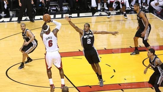 紙上談兵 | 時光給他上了一課！「西帝」距離詹皇有多遠？-黑特籃球-NBA新聞影音圖片分享社區