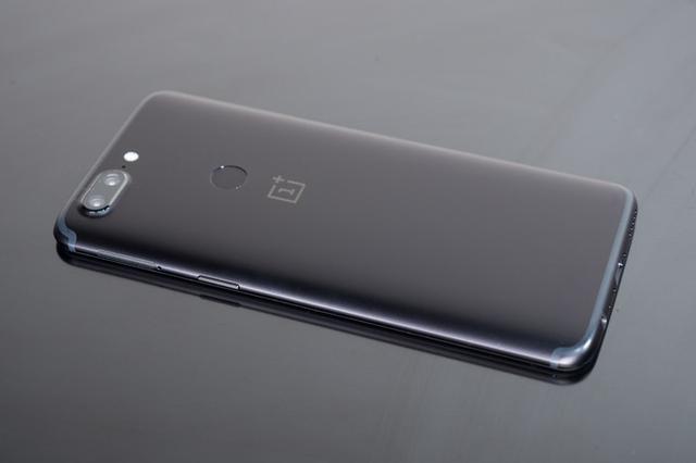 盘点2017年各种最好智能手机：iPhone X成年度机型