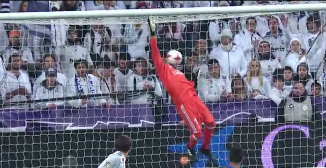 皇马最弱1环连续2战出丑 老佛爷怒了!必签强援