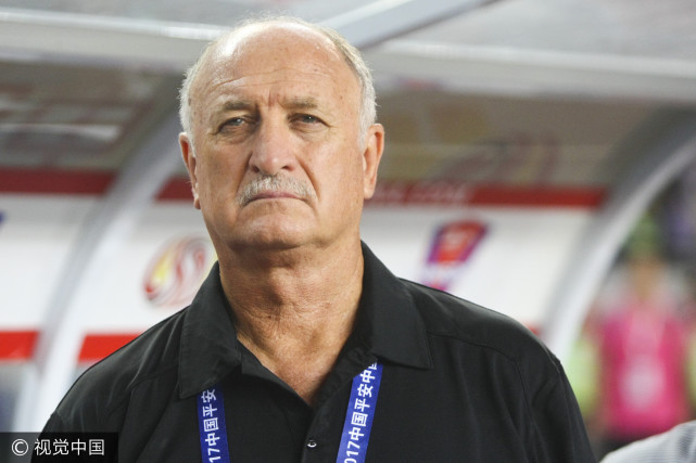 曝上港与两世界杯球队抢斯科拉里 斯帅该如何