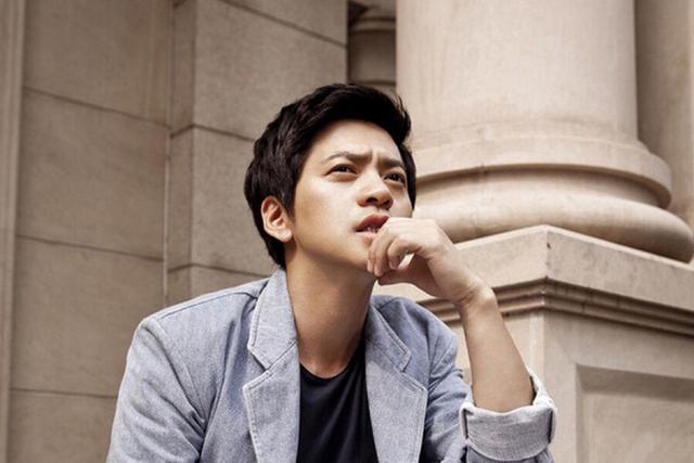 好声音导师高材生李健,回忆广电上班艰苦,爬过