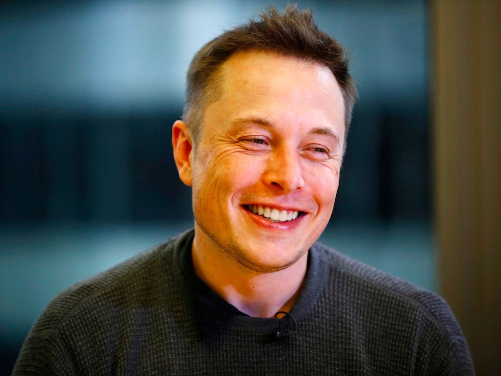 1、埃隆・马斯克（Elon Musk）：从重要的电子邮件开始埃隆・马斯克是特斯拉、SpaceX和Neuralink的创始人兼首席执行官，这些都是关注未来的科技公司。他在员工内拥有98%的支持率。那么他如何一天一天管理所有这些项目呢？这一切都始于上午7点，他用半小时来处理“重要邮件”。马斯克更看重信号而非噪音，他选择过滤掉任何不重要的电子邮件或沟通，而是专注于追赶最重要的项目。这半小时让他迅速开始一天的工作，并帮助他确定在接下来的几个小时内他的主要优先事项。_article_url', 'Content':'', 'Attributes':[], 'Children':[
