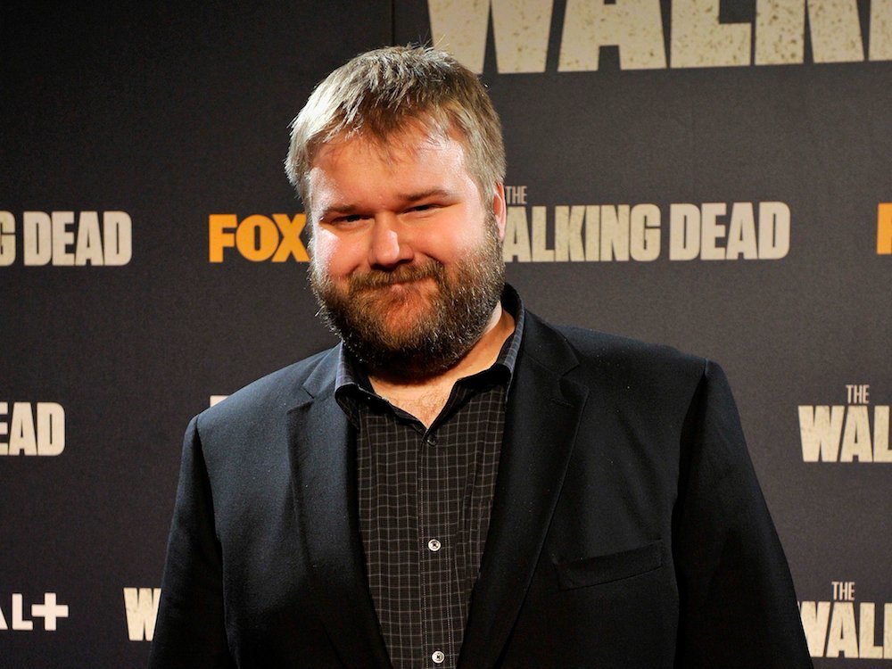 5、罗伯特・柯克曼（Robert Kirkman）：设定雄心勃勃的目标。负责“行尸走肉”漫画和电视剧（以及其他多个项目）的Skybound娱乐公司的创始人之一罗伯特・柯克曼通过为自己制定雄心勃勃的目标来保持自己的生产力。如果他想一天写四五页，柯克曼就会设定一个写12的目标，最终可能写出六七页。既然他没有达到这个更大的目标，那么第二天他就会更加努力，最终实现的目标远远超过他设定的不那么雄心勃勃的目标。_article_url', 'Content':'', 'Attributes':[], 'Children':[