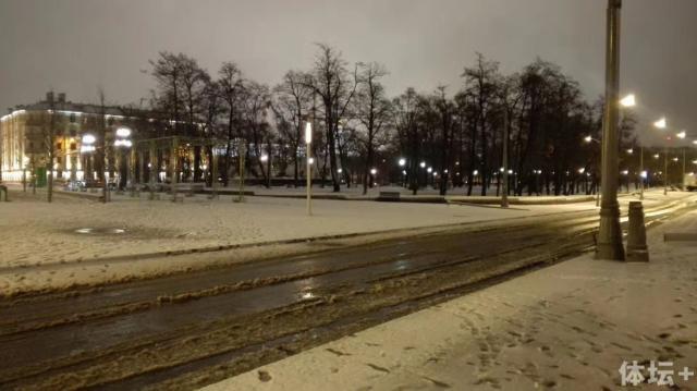 名记谈抽签:世界杯离不开中国元素 除了足球_