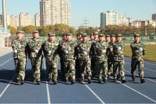 秦皇岛:科级干部轮流军训 打造忠诚干净当担政