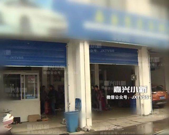 汽修店发生火灾烧到隔壁超市 赔偿问题没谈好