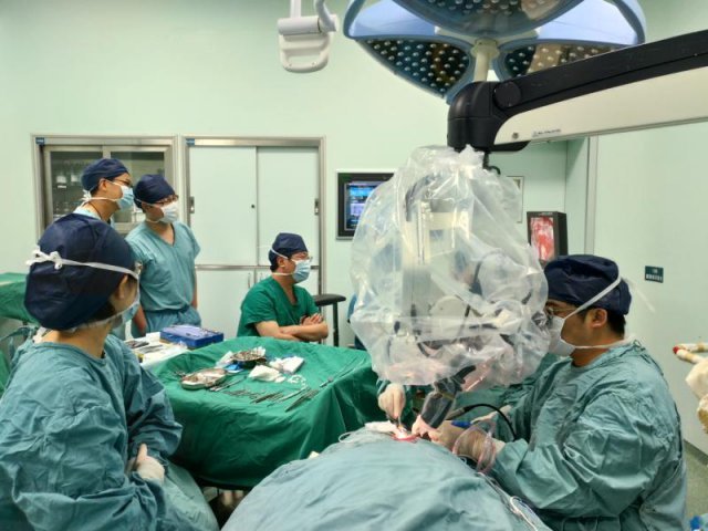 惊!男子清鼻涕流3年 原来是因为打开了脑洞