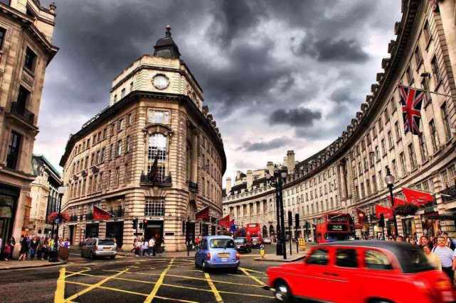 英国伦敦牛津街一个购物者的天堂一条岁月静好的老街