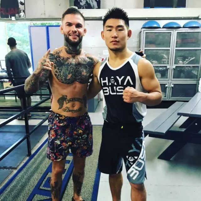 UFC对话宋亚东:一记断头台让世界记住功夫猴