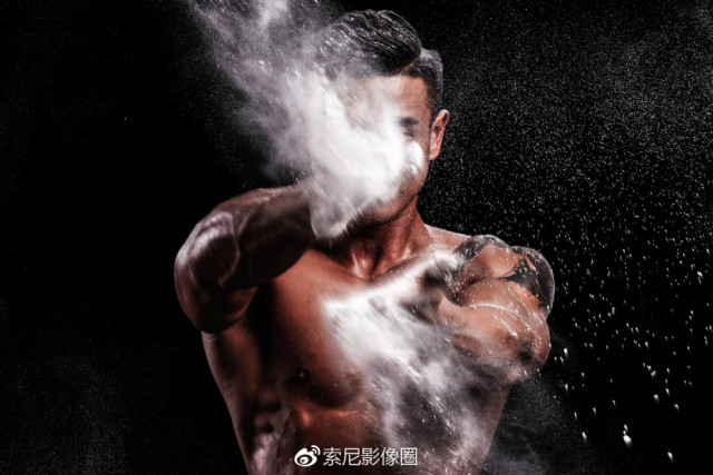 标准变焦新选择 索尼SEL24105G镜头